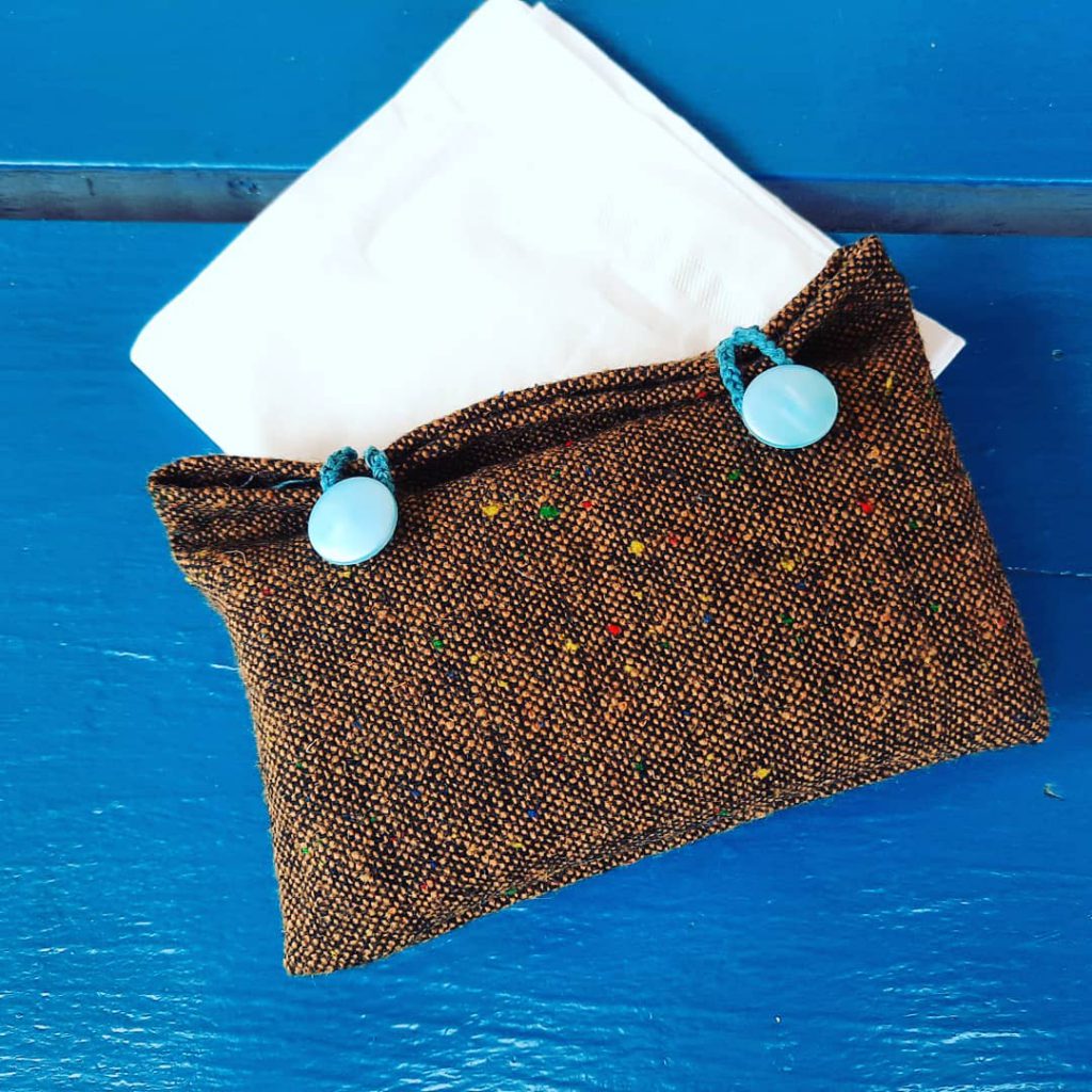 Carrier for tissues